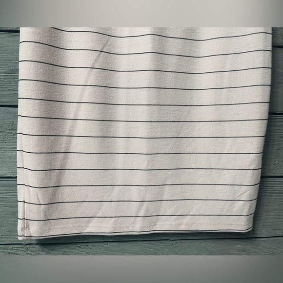 NWT BCBG Generation Pink Black Striped Pencil Skirt Sz M Medium - Picture 6 of 13